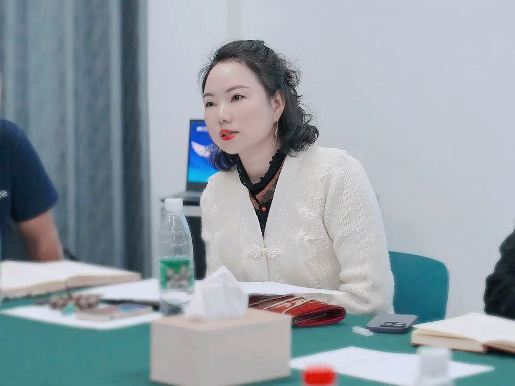 九藝裝飾廣州公司蔡俊蓉